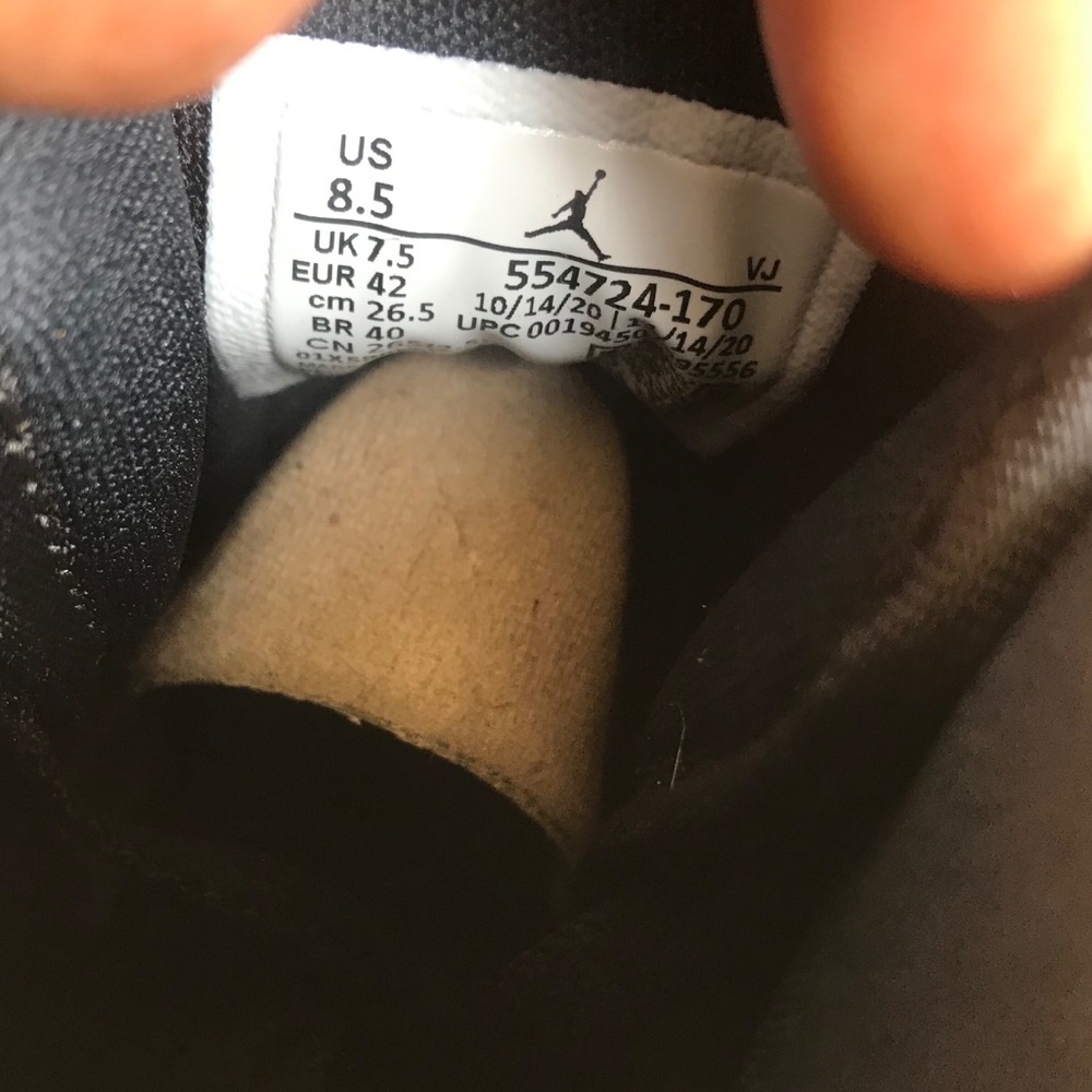 Air Jordan 1 University Gold Sz 8.5 (2021) - Picture 7 of 9